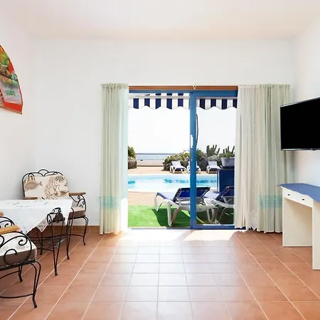 Atlantis - Luxury Oceanfront - Next To The Villa