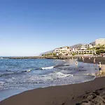 Atlantis - Luxury Oceanfront - Next To The فيلة