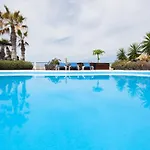 Atlantis - Luxury Oceanfront - Next To The فيلة